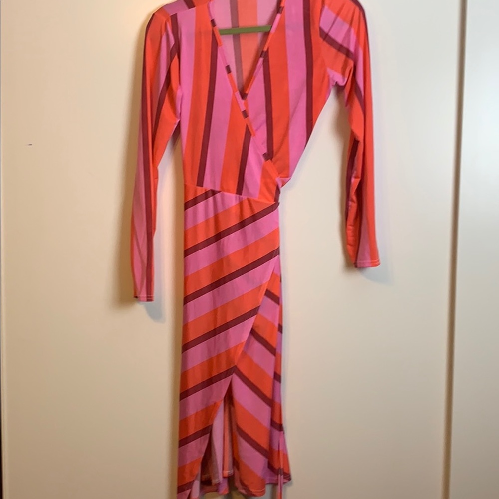 Wrapped Dress - Picture 4 of 6